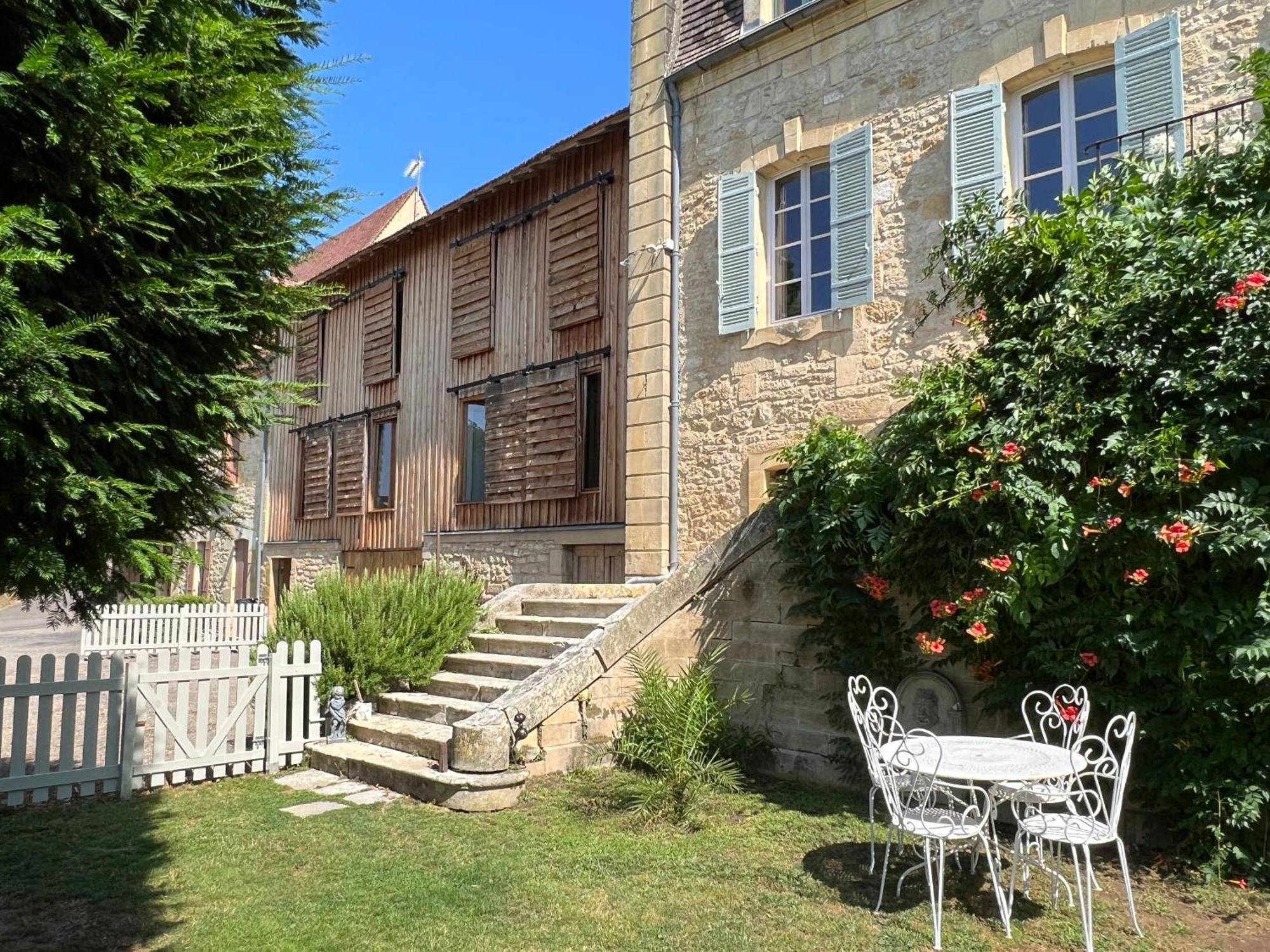 Le Clos De L'Ane Dentelle 韦扎克 外观 照片