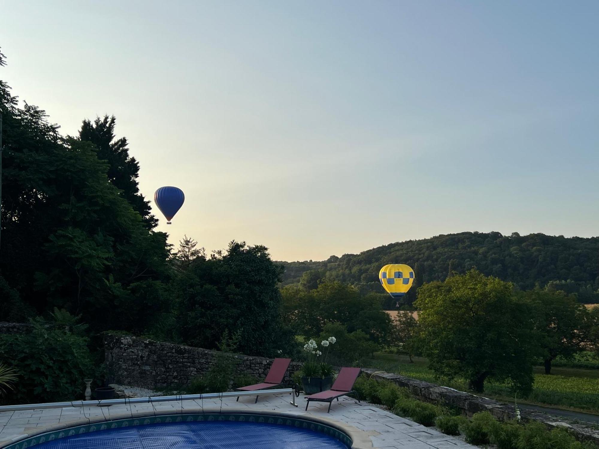 Le Clos De L'Ane Dentelle 韦扎克 外观 照片